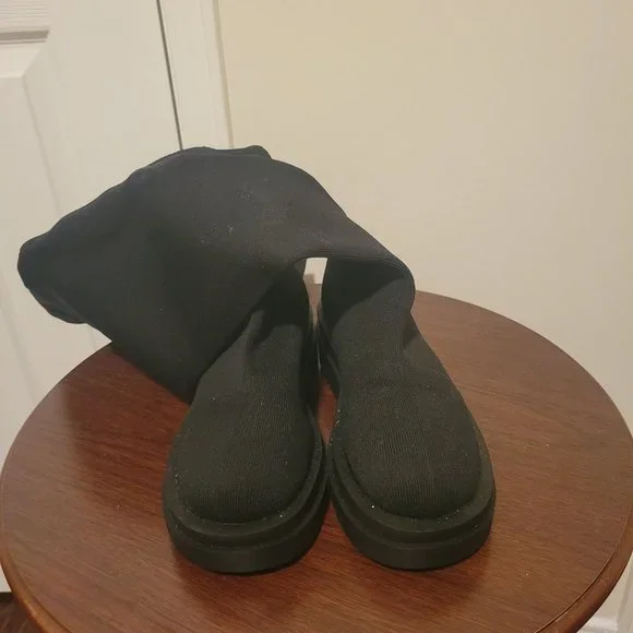 $20 Shoe Sale - Picture 5 of 6